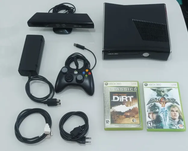 Xbox 360 Slim Black Piano 500gb Brinde 2 jogos Originais