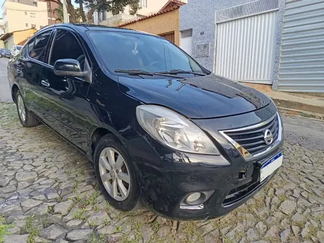 Nissan Versa SL 1.6 16V Flex Fuel 4P Mec. 2013