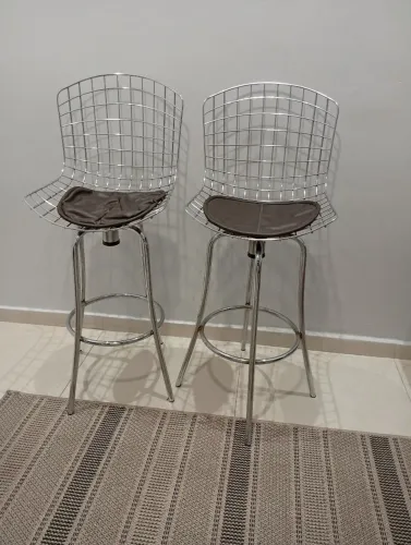 Banquetas cromadas