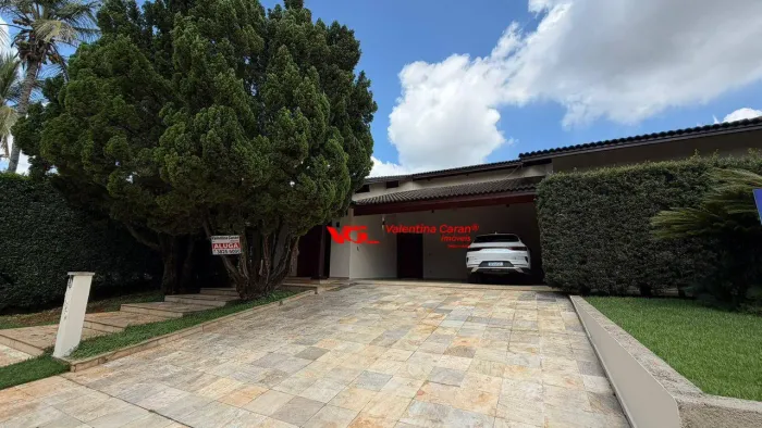 Casa com 5 dormitórios para alugar, 377 m² por R$ 15.000/mês - Helvétia Country - Indaiatu
