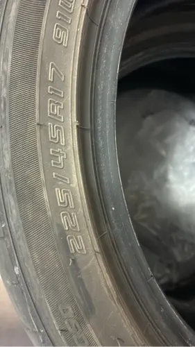 Pneus Dunlop 225/45 R17