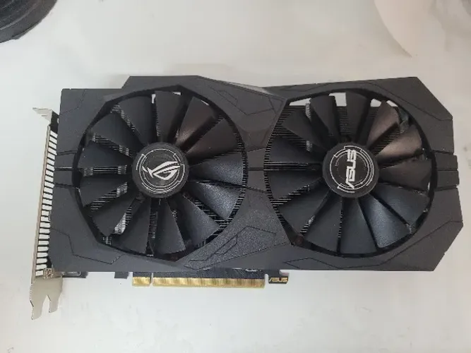 Placa de video RX 570 4GB Asus