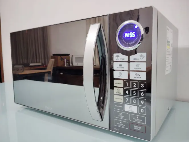 Microondas Philco Espelhado cor Inox 31 litros 