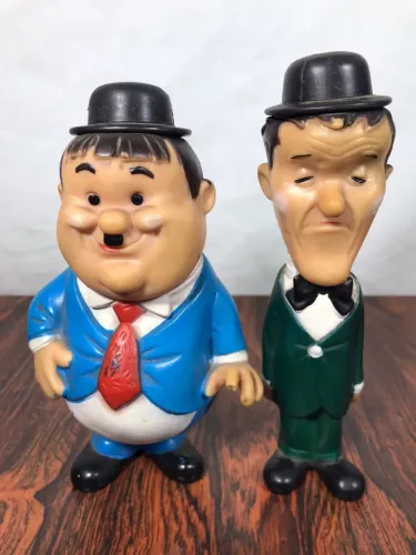 Bonecos de Vinil Gordo e Magro