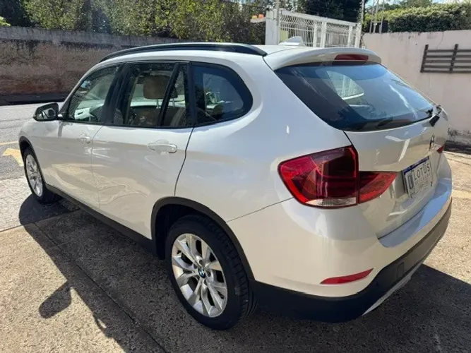 BMW X1 Sdrive 18I 2.0 16V 4X2 Aut. 2014