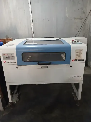 Maquina de corte a lazer