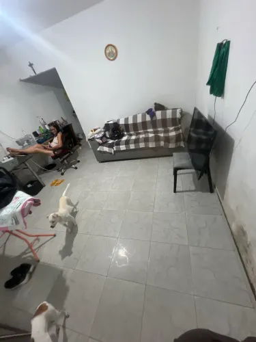 CASA PARA ALUGAR NO CANAÃ