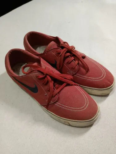 tensi nike sb tam 42 (original)