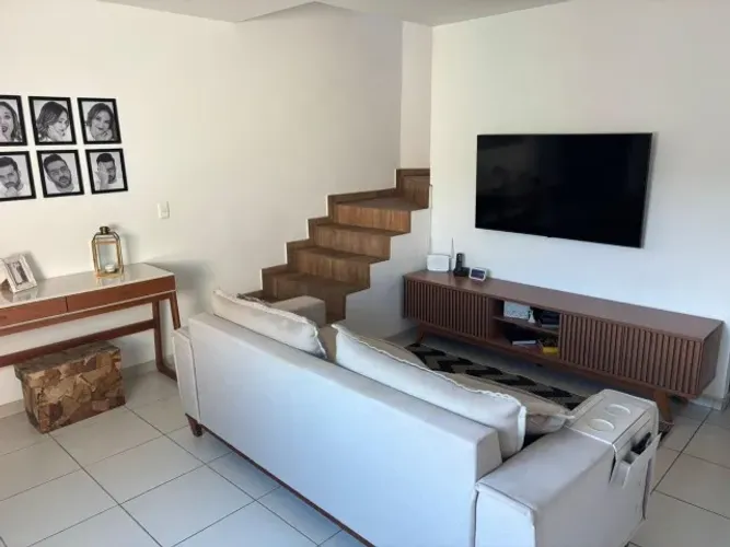 CASA MOBILIADA, 3 QUARTOS, NO CARMARI- NOVA IGUAÇU - RJ