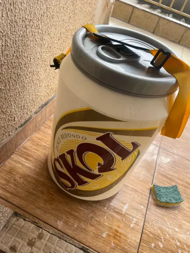 Cooler de bebidas Grande 24 Latas
