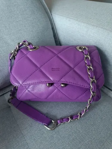 Bolsa Arezzo Mizz Tamanho P em excelente estado original 