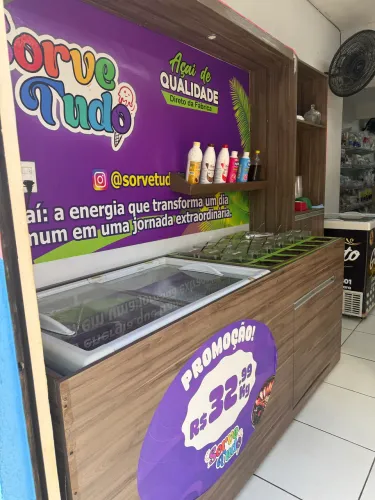 Vendo loja de descartáveis e açaí em frente à praça do João XXIII