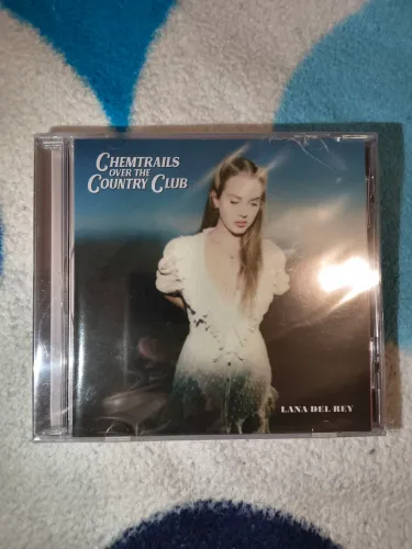 Lana Del Rey - Chemtrails Over The country club (Alternativa Edition, lacrado)