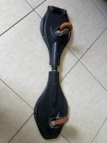Waveboard / Skate de 2 Rodas - Infantil/Juvenil - Muito Conservado Pouquíssimo usado