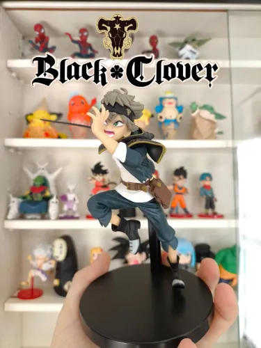 Action Figure Asta