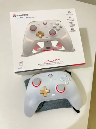 Gamesir Cyclone 2