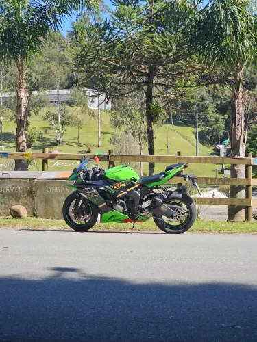 Vendo kawasaki zx6 2020
