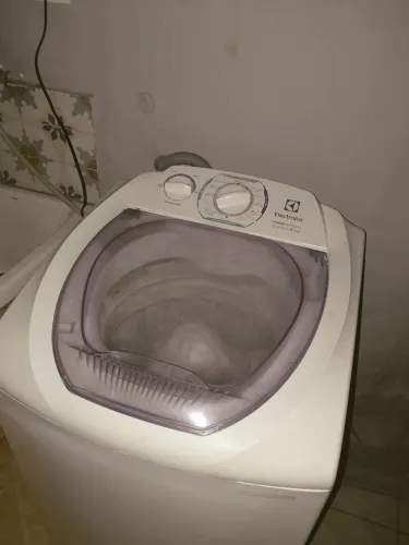 Vendo máquina de lavar Electrolux 