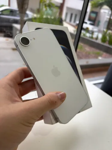 iphone 16e  128gb 