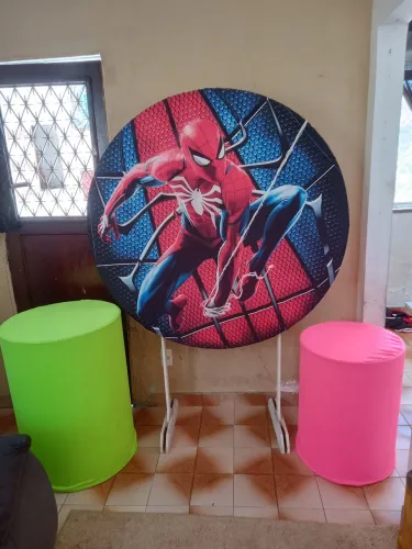 Vendo painel do homem aranha com dois silindros