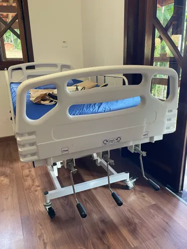 Cama Hospitalar