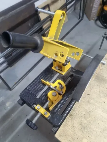 SUPORTE DE ESMERILHADEIRA
