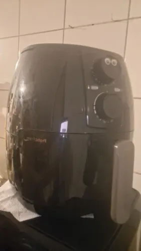Fritadeira Elétrica 3L Air Fryer Cadence Practice 220v usada