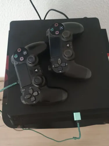Ps4 slim