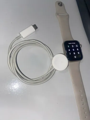 Apple Watch SE GPS -  Caixa estelar de alumínio - 40 mm  