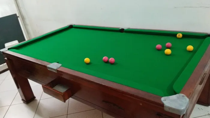 Mesa de Bilhar proficional medida 2.25  pedra de Ardósia 