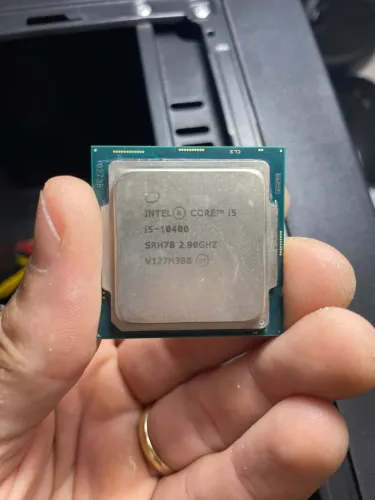 Processador G5905 Intel Celeron Gráficos UHD610
