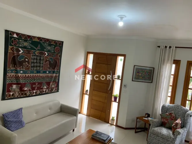 Casa de condomínio em Rua Madeira - Granja Carneiro Viana - Cotia/SP