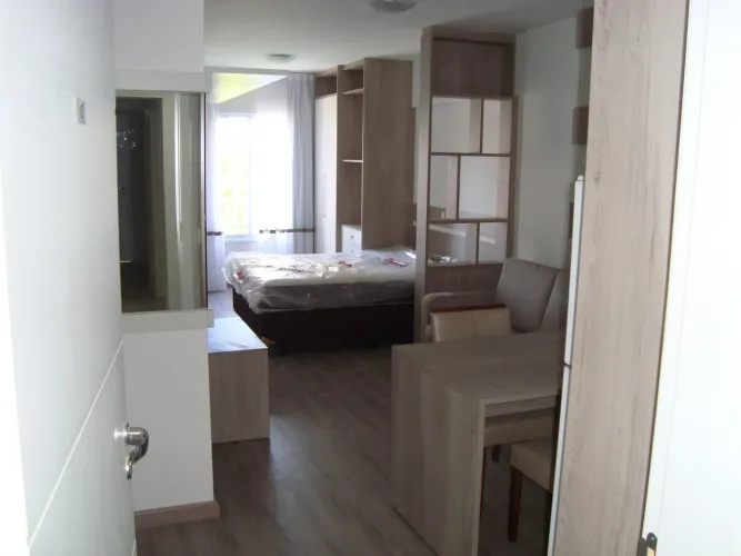 STUDIO MOBILIADO COM GARAGEM NO CENTRO DE CURITIBA | PRÓXIMO AO HOSPITAL DE CLÍNICAS E...
