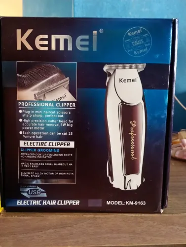 Máquina kemei na caixa ( nova)