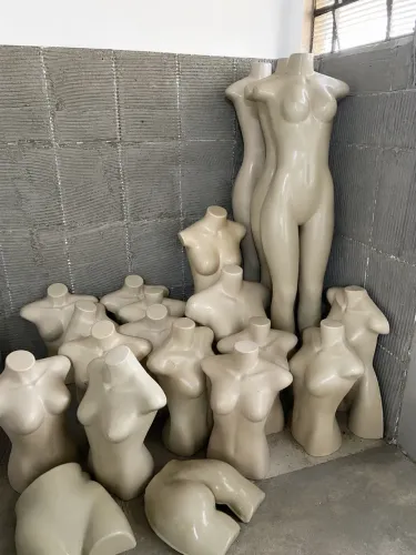 MANEQUINS USADOS 