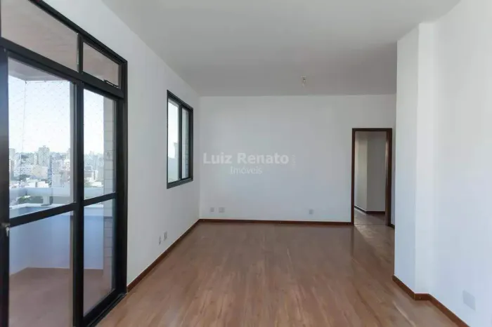Apartamento à venda no Bairro Serra