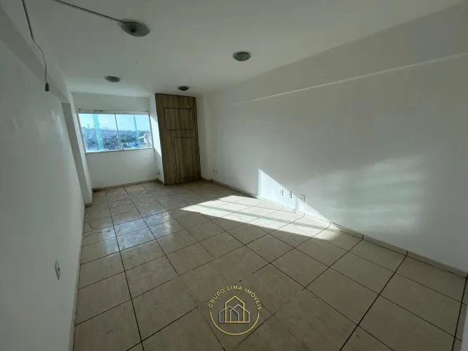 Excelente Sala Comercial para Locação nos Cavaleiros, Macaé/RJ