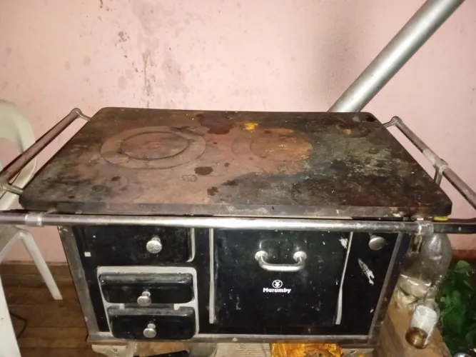 Fogão econômico duas bocas a lenha