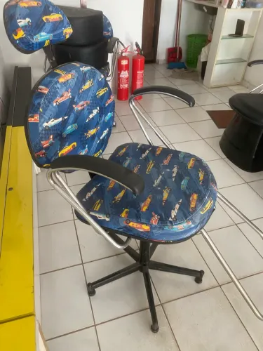 Vendo cadeira