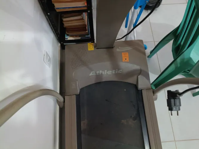 Vendo esteira atlétic 3