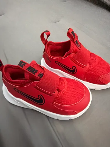 Tenis Nike Vermelho NOVO INFANTIL