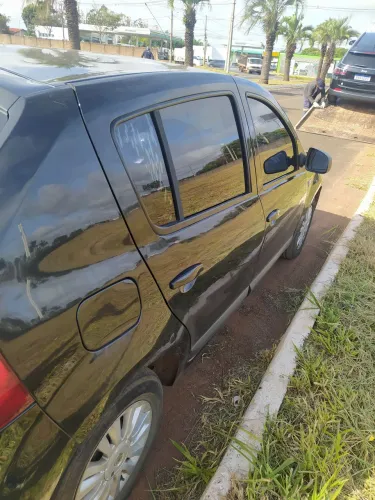 Renault Sandero Privilège Hi-flex 1.6 8V 5P 2013