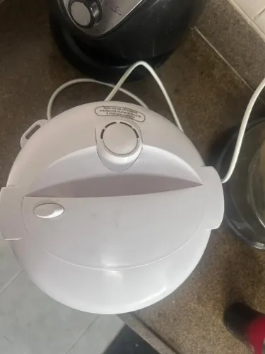 Panela de Arroz Elétrica Britânia 10 Xícaras 4L PA10 Prime