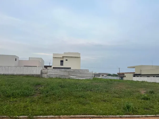 Lote - Condomínio Jardins Siena