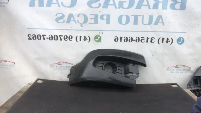 Moldura do farol auxiliar Renault Sandero