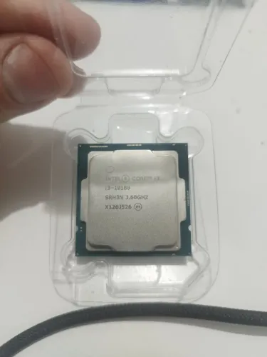 Processador i3 10100 - 10 gen