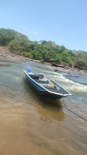 Canoa Leo Nautica - 2026 com motor de popa 15 yamaha 2013