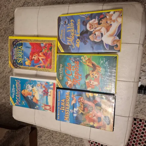 Lote com 5 fitas vhs. Desenhos Disney!