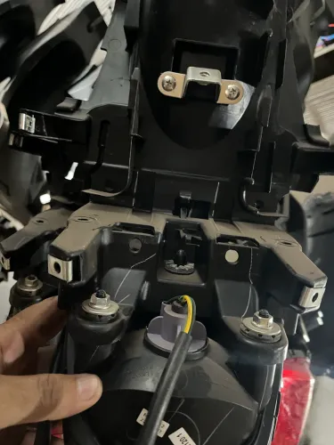 Paralama interno b mais lanterna original Honda 160