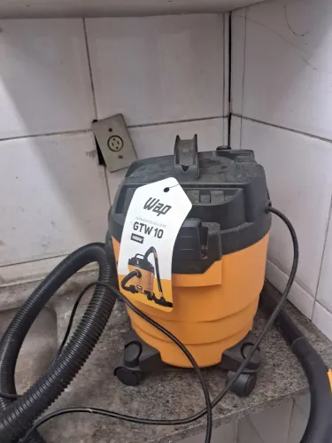 Aspirador de água e pó
